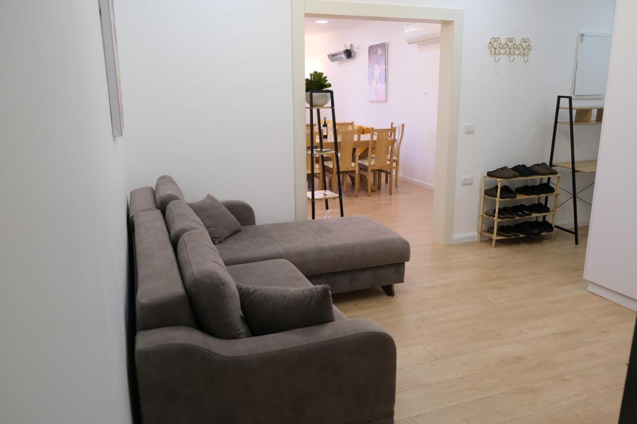 Hermon Suites 迈季代勒舍姆斯 外观 照片
